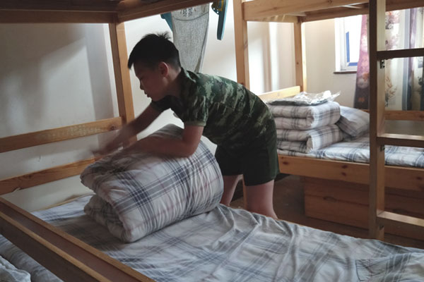 上海亮劍小勇士軍事夏令營