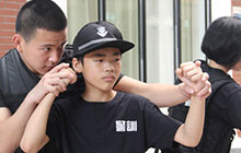 “小特警”防身警訓夏令營7天