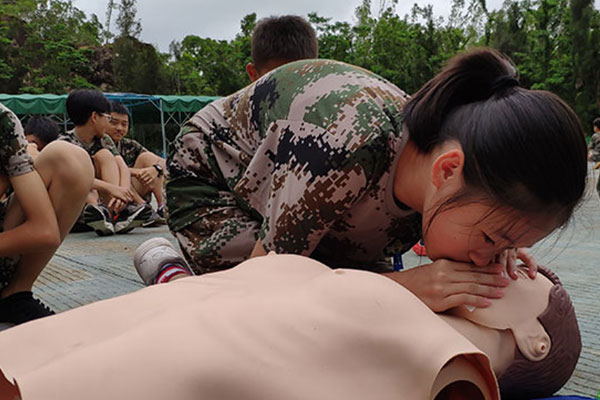 昆明軍事夏令營多少錢一期？讓孩子成為小小軍人