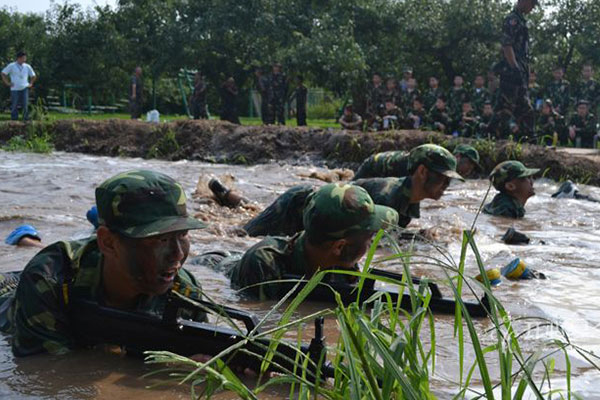 青島軍事拓展夏令營收費概況